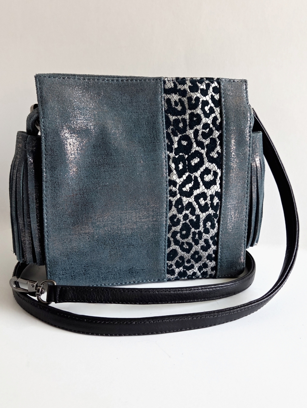 Kelly Wynne NWT Leather Bag, Shimmer Blue & Black, Snake & Leopard W/ Tassels
